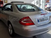 Usado Mercedes CLK320 Avantgarde 218 CV (160 kW) 2003 Gris / plata Coupe