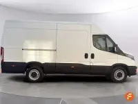 Usado Iveco Daily 156 CV (114 kW) 2021 Blanco Van