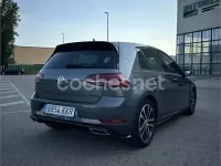 Usado VW Golf VII Sport 150 CV (110 kW) 2018 Gris / plata Berlina