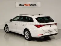 Usado Seat Leon Style 116 CV (85 kW) 2025 Blanco Familiar