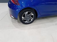 Usado Hyundai i20 84 CV (61 kW) 2021 Azul Utilitario