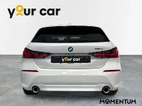 Usado BMW 118 Comfort Edition 150 CV (110 kW) 2022 Blanco Berlina