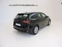 Usado Kia Ceed 120 CV (88 kW) 2018 Negro Utilitario