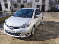 Usado Toyota Yaris City 90 CV (66 kW) 2013 Gris / plata Utilitario