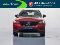 Usado Volvo XC40 Plus 179 CV (131 kW) 2021 Rojo SUV