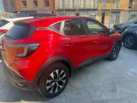 Usado Renault Captur Techno 160 CV (117 kW) 2026 Burdeos SUV