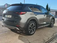 Usado Mazda CX-5 Newground 165 CV (121 kW) 2022 Gris / plata SUV