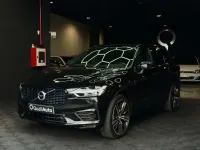 Usado Volvo XC60 R-Design 390 CV (286 kW) 2020 Negro SUV