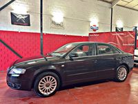 Usado Audi A4 S-Line 130 CV (95 kW) 2006 Negro Berlina