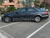 Usado Mercedes E200 Elegance 136 CV (100 kW) 2010 Negro Familiar