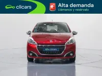 Usado Peugeot 208 Signature Sky 83 CV (61 kW) 2019 Rojo Utilitario