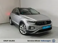 Usado VW T-Roc Life 110 CV (80 kW) 2022 Gris / plata SUV