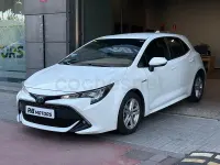 Usado Toyota Corolla Active 122 CV (89 kW) 2019 Blanco Berlina