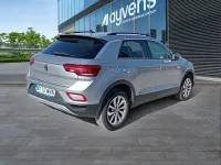 Usado VW T-Roc Life 110 CV (80 kW) 2023 Gris SUV