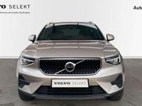 Käytetty Volvo XC40 Core 163 HP (119 kW) 2025 Katumaasturi