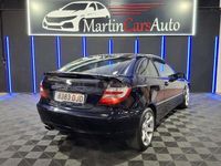 Usado Mercedes C180 143 CV (105 kW) 2005 Negro Berlina