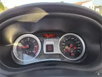 Usado Renault Clio II Authentique 85 CV (62 kW) 2006 Gris / plata Berlina