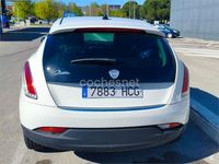 Usado Lancia Delta 120 CV (88 kW) 2011 Blanco Utilitario