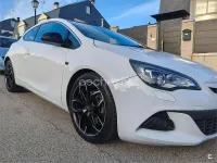 Usado Opel Astra GTC 195 CV (143 kW) 2015 Blanco Berlina