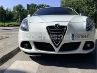 Usado Alfa Romeo Giulietta Distinctive 170 CV (125 kW) 2011 Blanco Utilitario