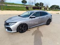 Usado Honda Civic Elegance 126 CV (92 kW) 2019 Gris / plata Berlina