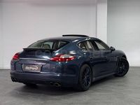 Usado Porsche Panamera S 400 CV (294 kW) 2011 Azul Berlina
