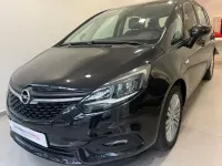 Usado Opel Zafira Excellence 134 HP (98 kW) 2017 Preto Monovolume