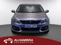 Usado Peugeot 308 Active 130 CV (95 kW) 2021 Gris / plata Berlina