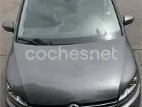 Usado VW Touran Advance 140 CV (102 kW) 2014 Gris / plata Monovolumen