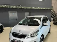 Usado Peugeot 108 Active 82 CV (60 kW) 2018 Gris