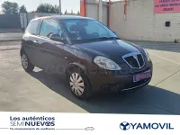 Usado Lancia Ypsilon 69 CV (50 kW) 2011 Marrón Utilitario