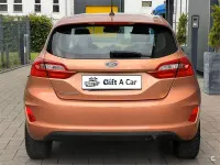 Usado Ford Fiesta Trend 85 CV (62 kW) 2018 Naranja Utilitario