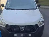Usado Dacia Dokker Ambiance 75 CV (55 kW) 2018 Blanco Monovolumen