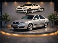 Begagnad Skoda Superb Comfort 115 HK (84 kW) 2008 Gul Sedan