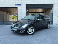 Usado Mercedes R320 224 CV (164 kW) 2007 Negro Monovolumen