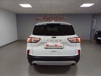 Usado Ford Kuga Titanium 120 CV (88 kW) 2021 Blanco SUV
