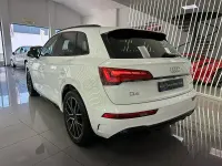 Usado Audi Q5 Ambiente 163 HP (119 kW) 2022 Branco SUV