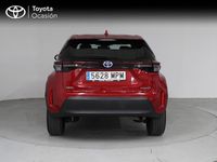 Usado Toyota Yaris Hybrid Active 116 CV (85 kW) 2024 Rojo