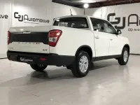 Usado SsangYong Musso 202 CV (148 kW) 2023 Blanco Pickup/Camioneta