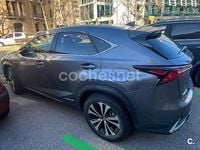 Usado Lexus NX300h 197 CV (144 kW) 2021 Gris / plata SUV