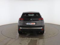 Usado Peugeot 3008 Allure 130 CV (95 kW) 2022 Gris SUV