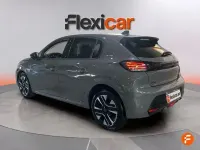 Usado Peugeot 208 Allure 100 CV (73 kW) 2025 Gris Utilitario