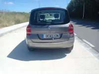 Usado Renault Modus Dynamique 106 CV (77 kW) 2010 Gris Monovolumen