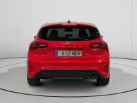 Usado Ford Focus ST-Line 125 CV (91 kW) 2022 Rojo Utilitario