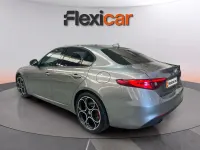 Usado Alfa Romeo Giulia Ti 200 CV (147 kW) 2021 Gris Berlina