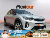 Usado Kia Stonic 120 CV (88 kW) 2021 Gris SUV