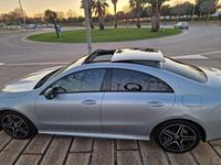 Usado Mercedes CLA200 163 CV (119 kW) 2025 Gris / plata Berlina