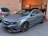 Usado Mercedes CLA200 Urban 136 CV (100 kW) 2014 Gris / plata Berlina