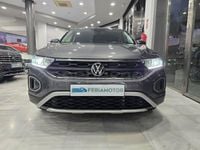 Usado VW T-Roc Life 150 CV (110 kW) 2023 Gris / plata SUV