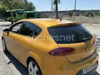Usado Seat Leon FR 160 CV (117 kW) 2012 Naranja Berlina